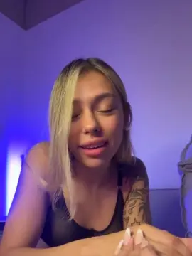 Cam4 Adult Video Chat of valencampx