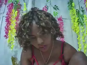 Cam4 Private Sex Chat of Antoinella34