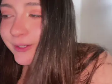 Cam4 Free Live Porn of Valentinauwu