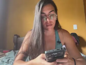 Cam4 Free Live Porn of FemdomRiley