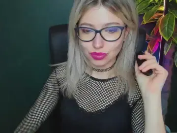 Cam4 Live Sex of niceHEIDI