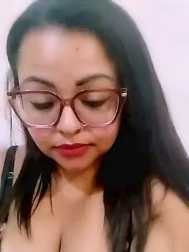 Cam4 Live Porn of morenahot_hot2