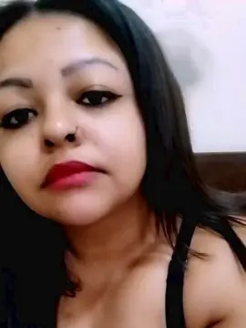 Cam4 Free Porn Cam of morenahot_hot2