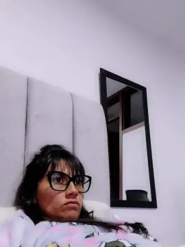 Cam4 Nude Webcam of JolieDurand
