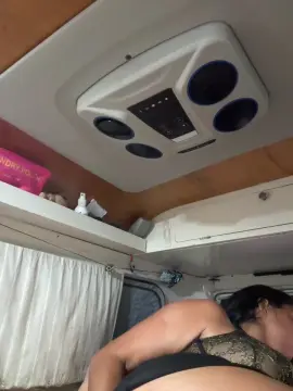 Cam4 Live Sex of Marinomade