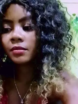 Cam4 Free Porn Cam of ameline1