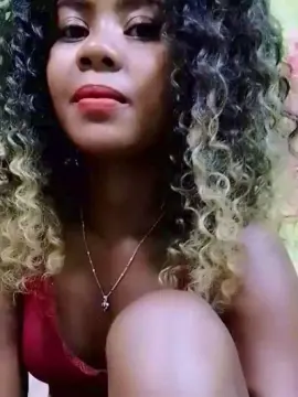 Cam4 Adult Video Chat of ameline1