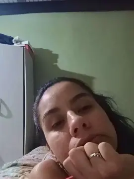 Cam4 Live Sex of michellluxxo