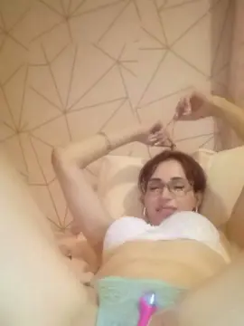 Cam4 Free Porn Cam of Irresistible34