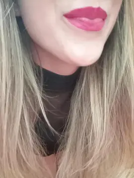 Cam4 Free Live Porn of dzinblondi