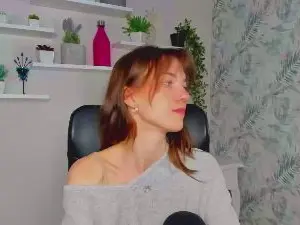 Cam4 Sex Chat of KiraBliss