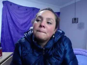 Cam4 Live Porn of MaggySimpson_