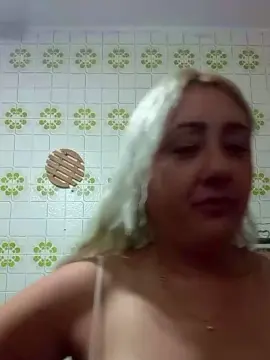 Cam4 Live Porn of Manumelissa