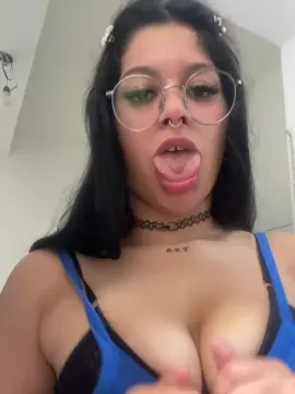 Cam4 Best Webcam of Amazonaa9