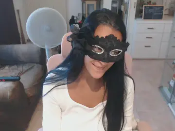 Cam4 Sex Chat of auri5hot