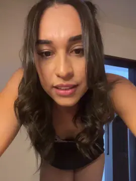 Cam4 Nude Webcam of Cleolimahot3