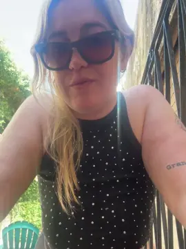 Cam4 Free Live Porn of granlady7