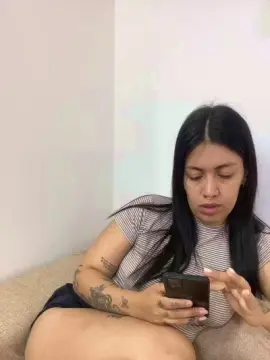 Cam4 Nude Webcam of DimeAria