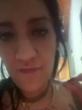 Cam4 Live Porn of Gio_fan