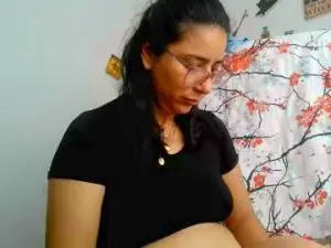 Cam4 Live Sex Cam of Im_Alma_