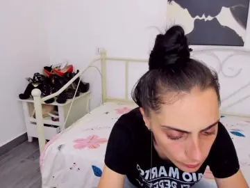 Cam4 Free Porn Cam of jessystarrr