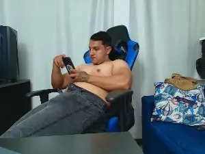 Cam4 Adult Webcams of couplee_horny