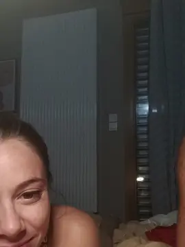 Cam4 Free Live Porn of Louliz_2lux