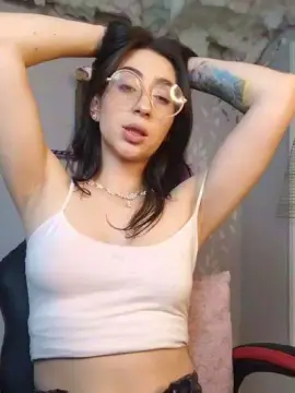 Cam4 Adult Webcam of Rosee_sex