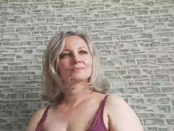 Cam4 Watch Live Sex Cams of EdithManning
