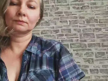 Cam4 Free Live Porn of EdithManning