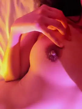 Cam4 Live Sex Cam of Aloneathome22