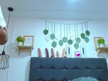 Cam4 Private Sex Chat of kharlamorrys_