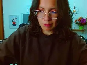 Cam4 Adult Video Chat of kharlamorrys_