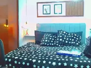 Cam4 Nude Webcam of kharlamorrys_