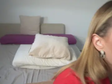 Cam4 Sex Chat of anee_lory