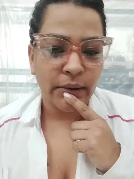Cam4 Live Porn of Afroditaa99