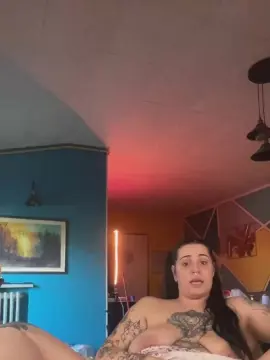 Cam4 Free Live Porn of Anal_Queen