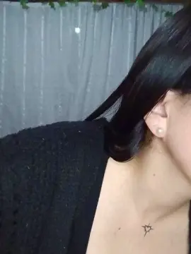 Cam4 Live Sex of DolceNazz