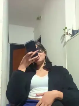 Cam4 Live Sex of Irismorenaaa