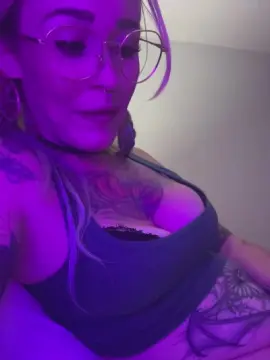 Cam4 Adult Webcam of mollymoonsex