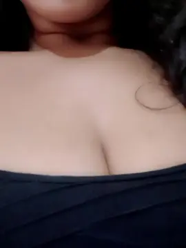 Cam4 Live Sex of morenajanmbo