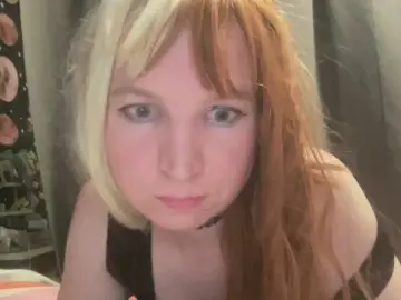 Cam4 Live Sex of LucyCane