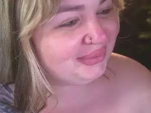 Cam4 Adult Webcam of ZaraReignn