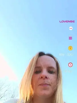 Cam4 Sex Cam of xHotmilf87x