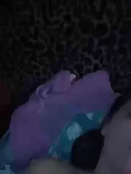 Cam4 Private Sex Chat of Hot_Momma99