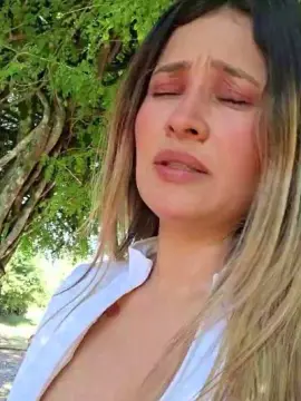 Cam4 Live Sex Cam of Tania__honey