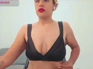 Cam4 Nude Webcam of natalia_curvy