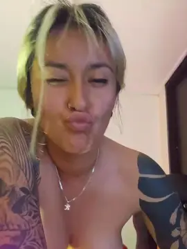Cam4 Free Live Porn of Kitty_goddess
