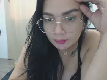 Cam4 Live Porn of KellyBoomXOXO