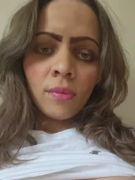 Cam4 Live Sex Cam of leilane35